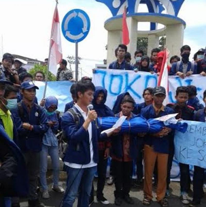 79Demo mahasiswa Bengkulu (doni).jpg